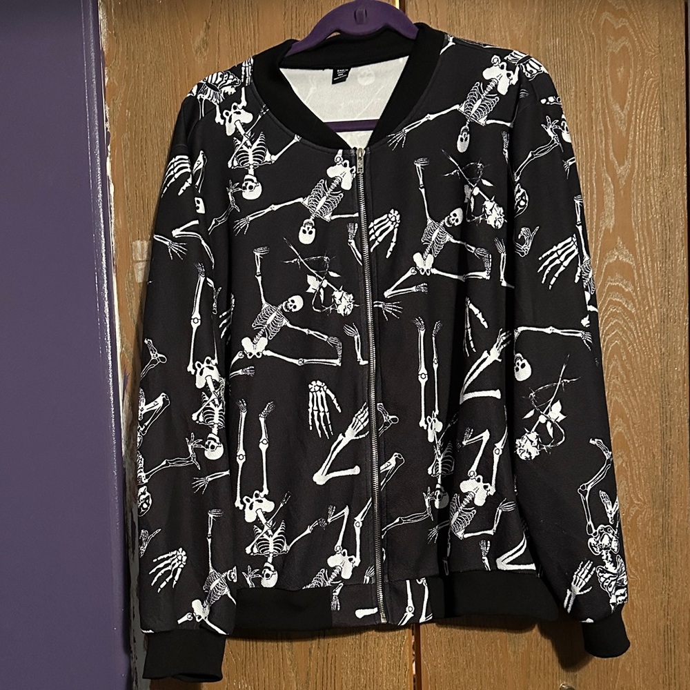 SHEIN Skeleton Light  WeightJacket